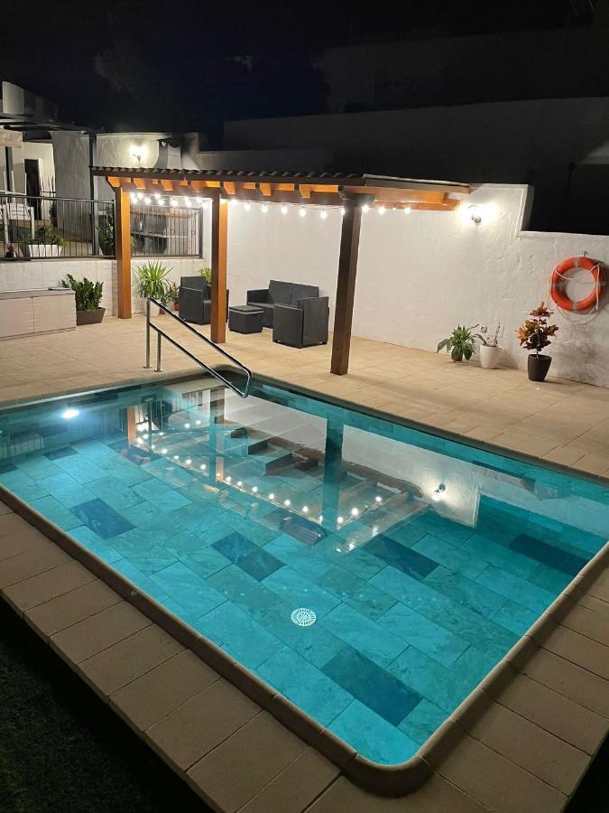 Villa Alto Arena Piscina Privada Climatizada 因赫尼奥 外观 照片