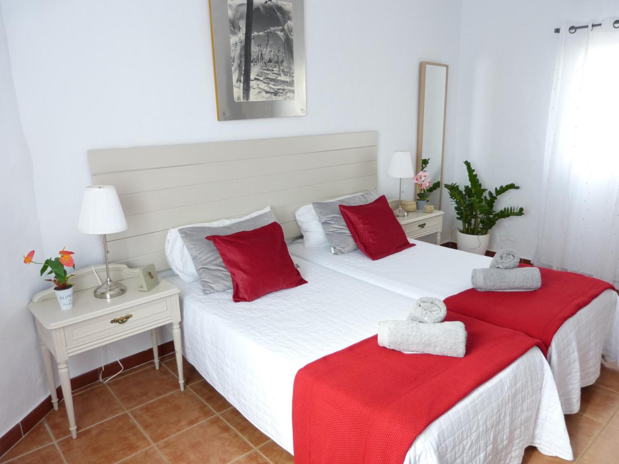 Villa Alto Arena Piscina Privada Climatizada 因赫尼奥 外观 照片